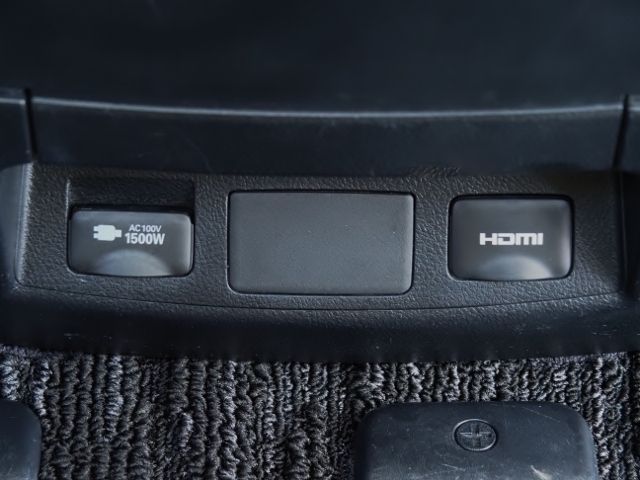 TOYOTA ALPHARD HYBRID 4WD 2022 Image 31