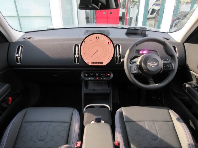 BMW MINI COUNTRYMAN 2025 Image 31