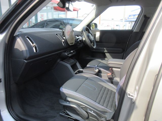 BMW MINI COUNTRYMAN 2025 Image 31