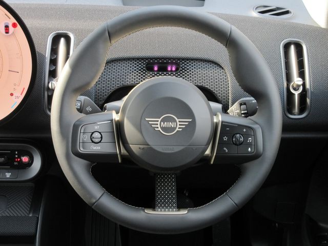 BMW MINI COUNTRYMAN 2025 Image 31