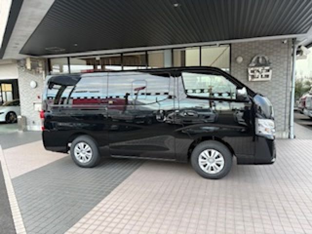 NISSAN CARAVAN VAN 4WD 2026 Image 31