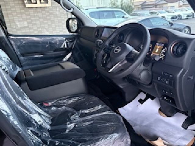 NISSAN CARAVAN VAN 4WD 2026 Image 31