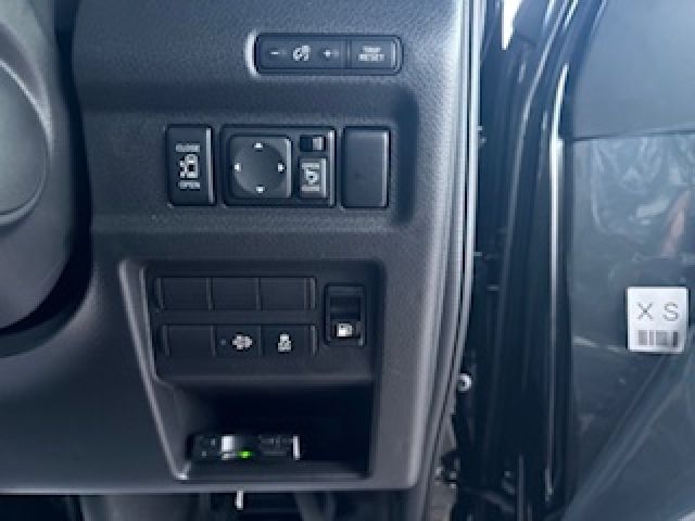 NISSAN CARAVAN VAN 4WD 2026 Image 31