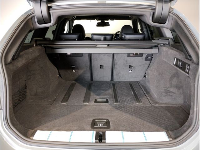 BMW 3SERIES TOURING 2023 Image 31