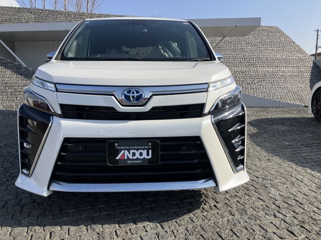 TOYOTA VOXY HYBRID 2020 Image 31