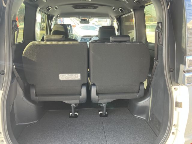 TOYOTA VOXY HYBRID 2020 Image 31