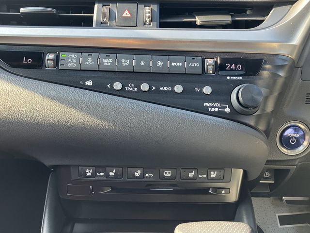 TOYOTA LEXUS ES300H 2020 Image 31