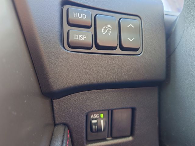 TOYOTA LEXUS NX300H 2018 Image 31