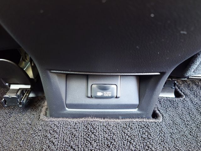 TOYOTA LEXUS NX300H 2018 Image 31