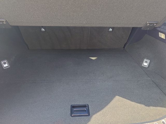 TOYOTA LEXUS NX300H 2018 Image 31