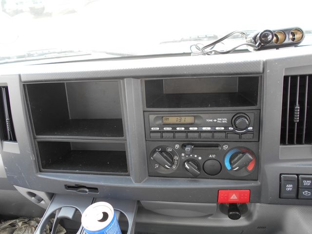 MAZDA TITAN 2012 Image 31