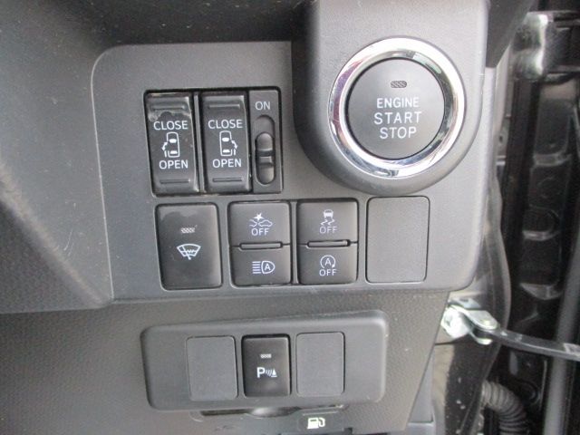 TOYOTA TANK 2019 Image 31