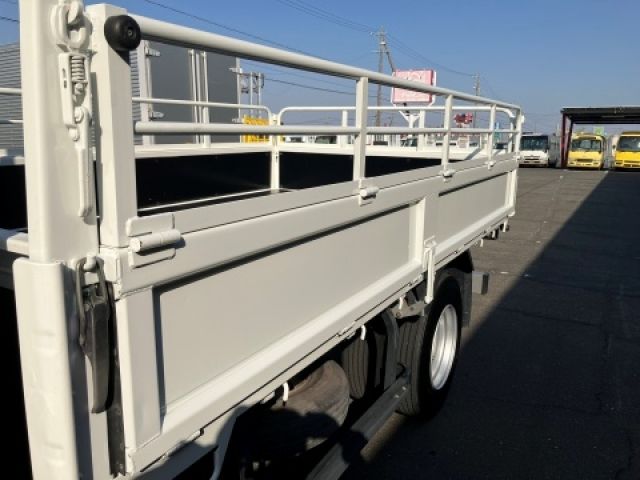 MITSUBISHI CANTER 2014 Image 31