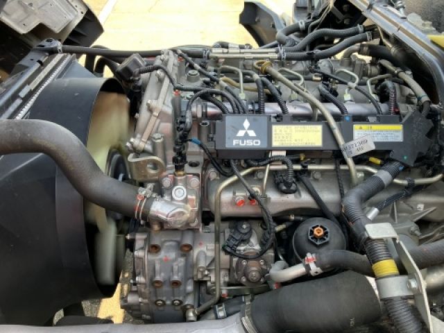 MITSUBISHI CANTER 2014 Image 31