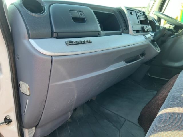 MITSUBISHI CANTER 2014 Image 31