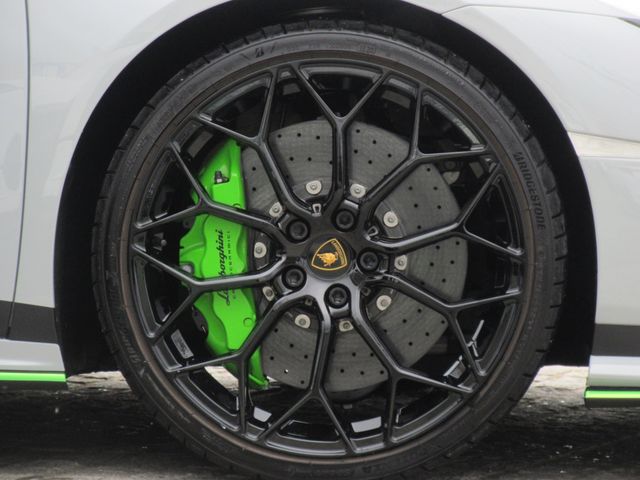 LAMBORGHINI HURACAN 2023 Image 31