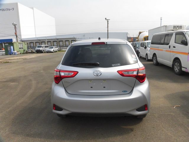 TOYOTA VITZ 2019 Image 31