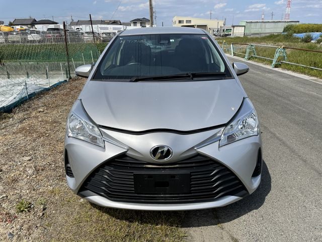 TOYOTA VITZ 2019 Image 31