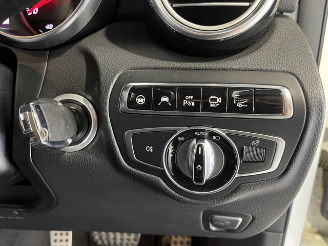 MERCEDES BENZ GLC CL 2016 Image 31