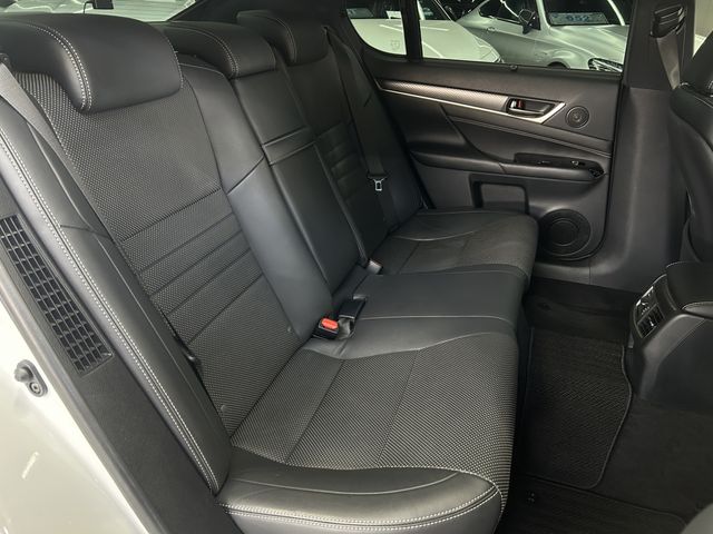 TOYOTA LEXUS GS300H 2018 Image 31