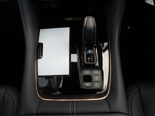 TOYOTA VELLFIRE  HYBRID 2025 Image 31