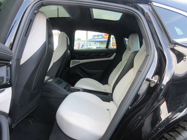 PORSCHE PANAMERA 2025 Image 31