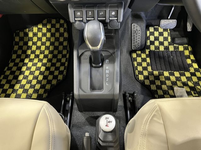 SUZUKI JIMNY 4WD 2018 Image 31