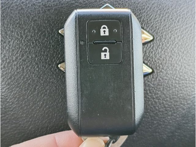 SUZUKI WAGON R 2022 Image 31