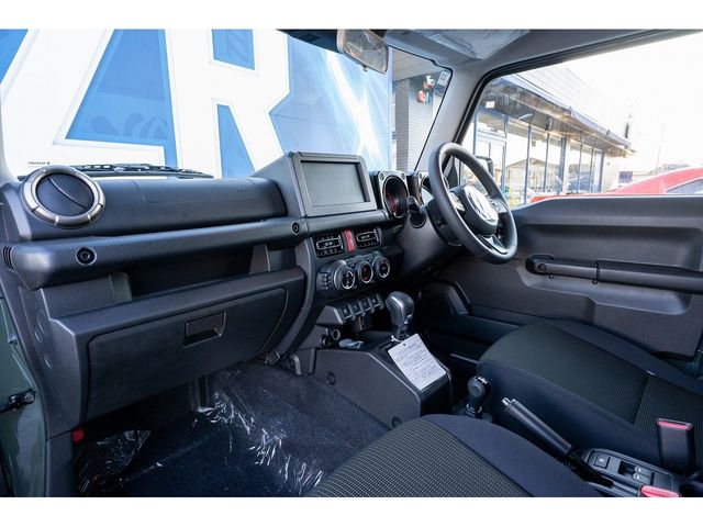 SUZUKI JIMNY NOMADE 2025 Image 31