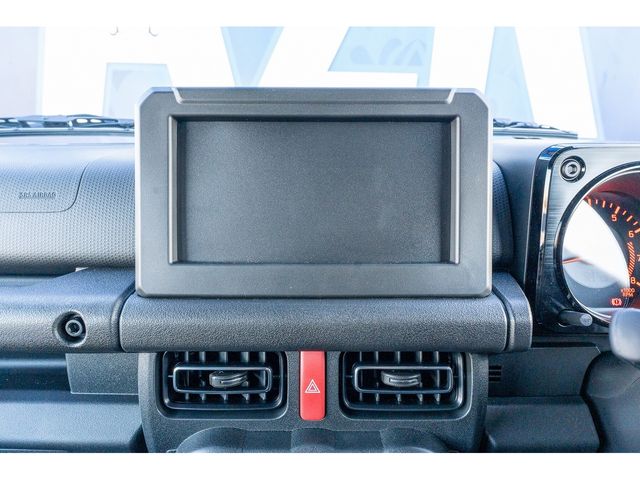 SUZUKI JIMNY NOMADE 2025 Image 31