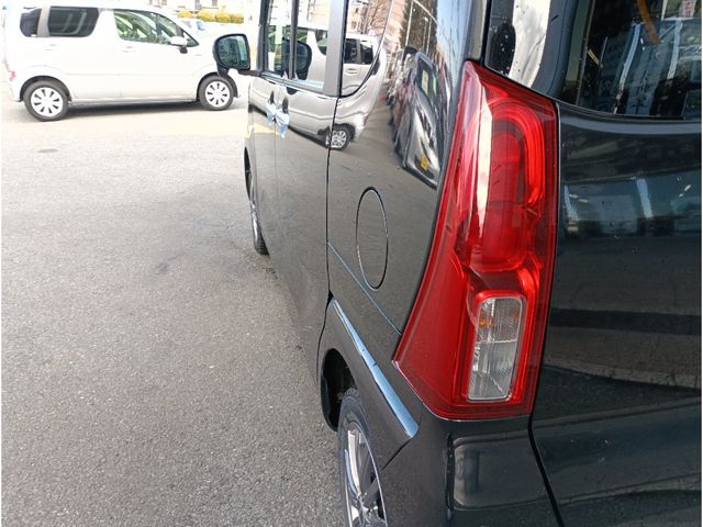 DAIHATSU TANTO 4WD 2021 Image 31