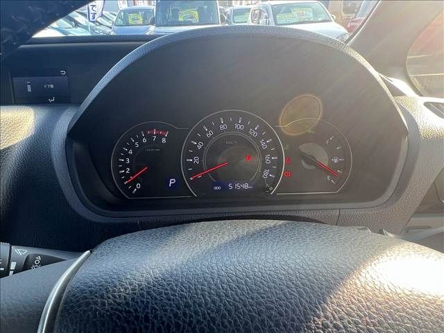 TOYOTA VOXY 2019 Image 31