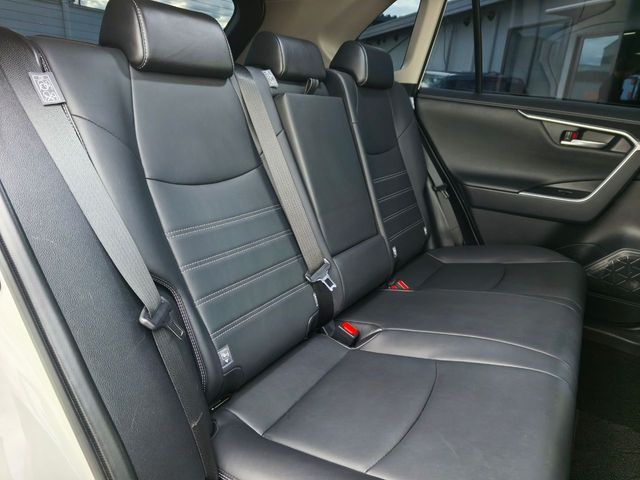TOYOTA RAV4 HYBRID 4WD 2021 Image 31