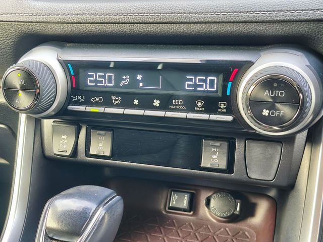 TOYOTA RAV4 HYBRID 4WD 2021 Image 31