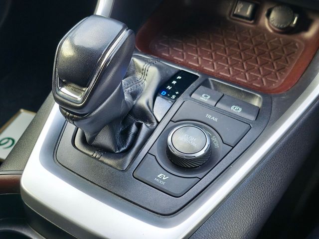 TOYOTA RAV4 HYBRID 4WD 2021 Image 31