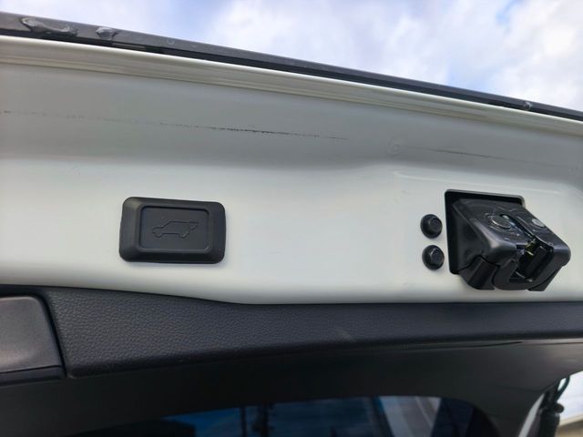 TOYOTA RAV4 HYBRID 4WD 2021 Image 31