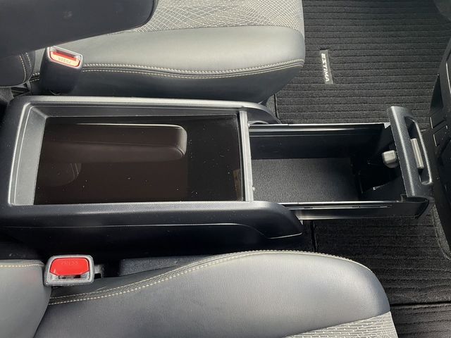 TOYOTA ESTIMA 2016 Image 31