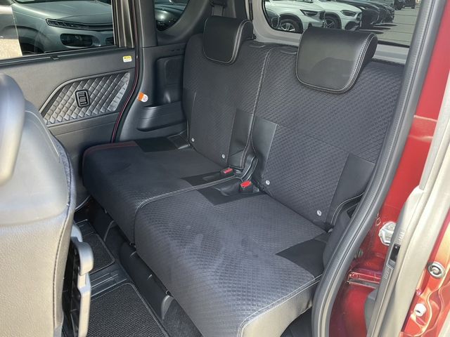 DAIHATSU TANTO CUSTOM 2021 Image 31