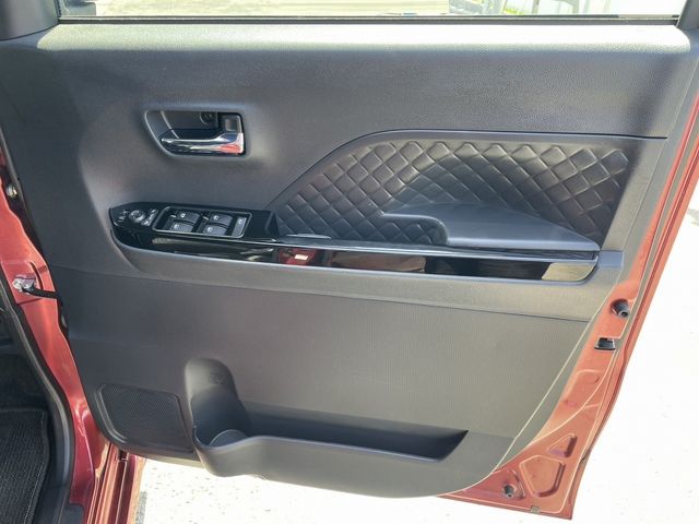 DAIHATSU TANTO CUSTOM 2021 Image 31