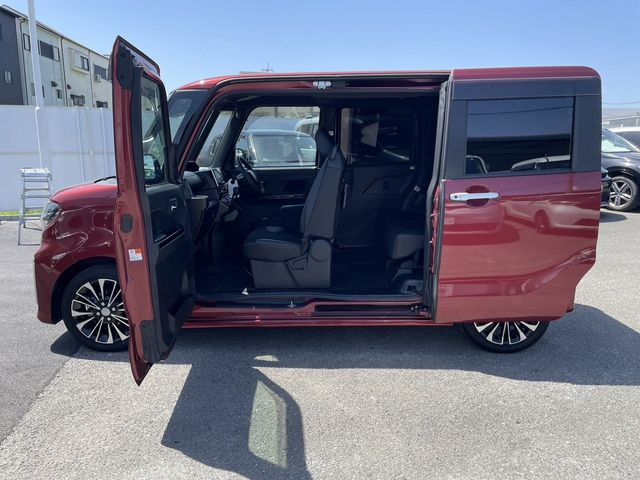 DAIHATSU TANTO CUSTOM 2021 Image 31