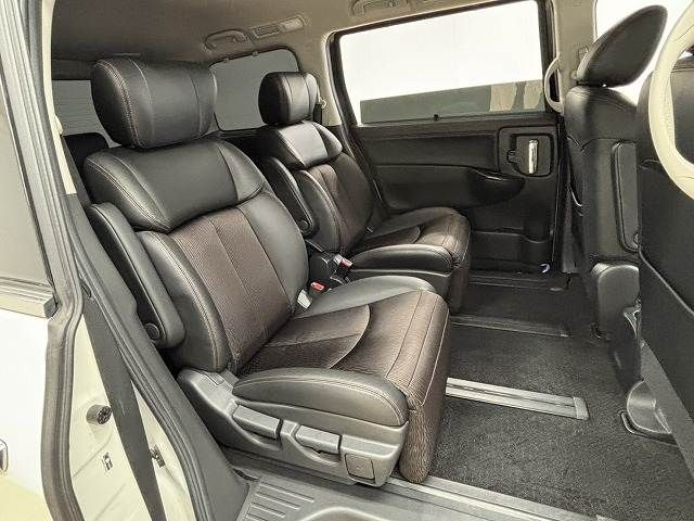 NISSAN ELGRAND 2019 Image 31