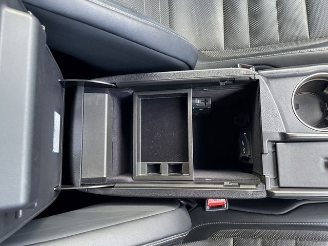 TOYOTA LEXUS NX300H 2014 Image 31