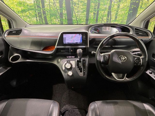 TOYOTA SIENTA HYBRID 2018 Image 31