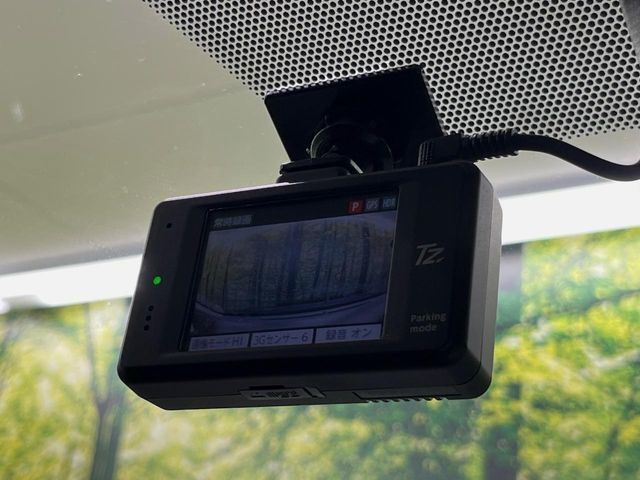 TOYOTA SIENTA HYBRID 2018 Image 31