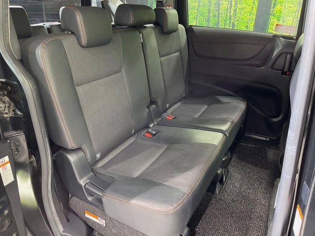 TOYOTA SIENTA HYBRID 2018 Image 31