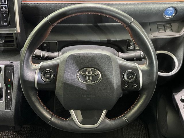 TOYOTA SIENTA HYBRID 2018 Image 31