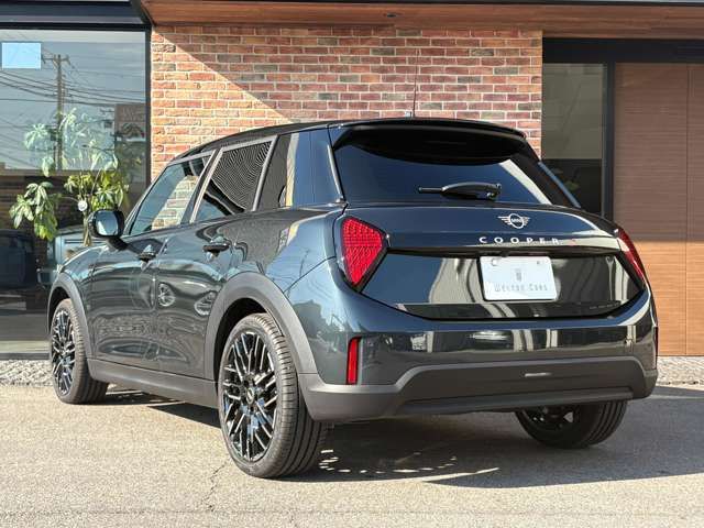 BMW MINI COOPER 5DOOR 2025 Image 31