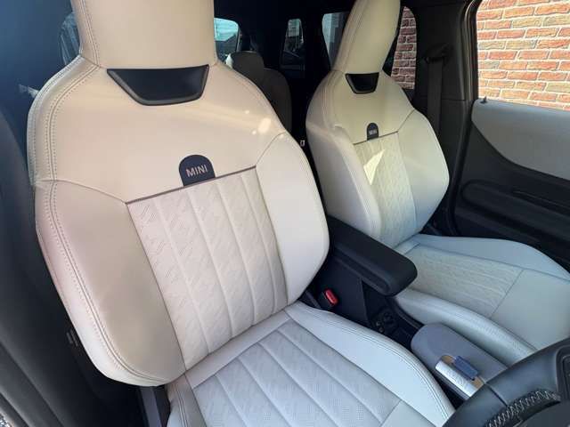 BMW MINI COOPER 5DOOR 2025 Image 31