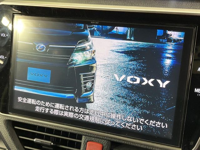 TOYOTA VOXY 2016 Image 31