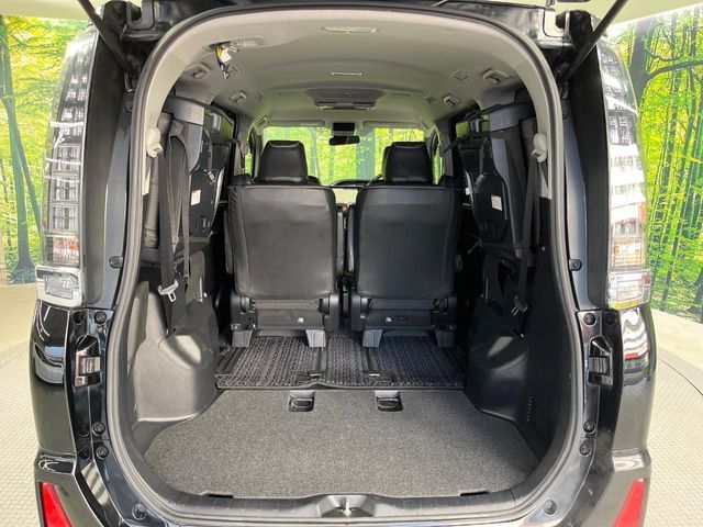 TOYOTA VOXY 2016 Image 31